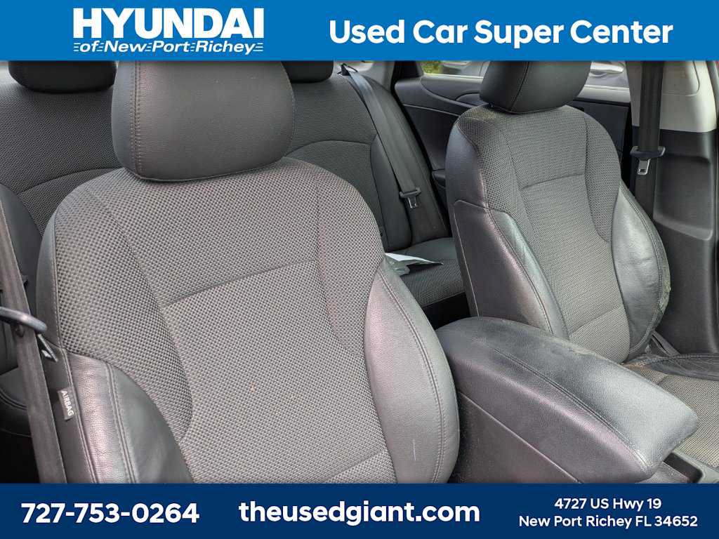 Used 2013 Hyundai Sonata SE FWD image 5