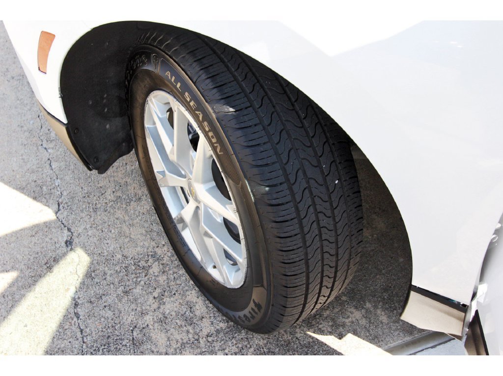 Used 2024 Chevrolet Equinox LS FWD image 33