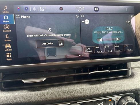 Used 2025 Jeep Wrangler Sport S image 11