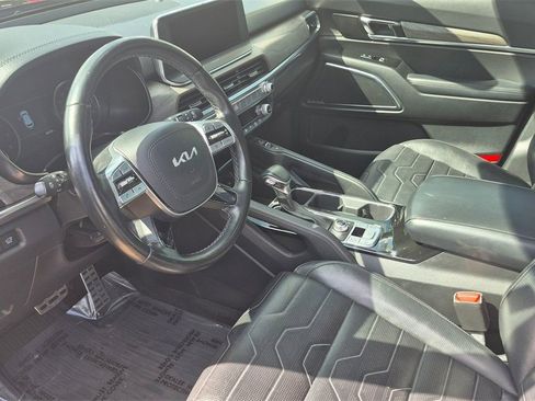 Used 2022 Kia Telluride SX w/ SX Prestige Package image 8