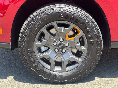Used 2026 Ford Maverick Tremor AWD/4WD image 27