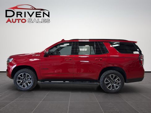 Used 2021 Chevrolet Tahoe Z71 w/ Luxury Package AWD/4WD image 1