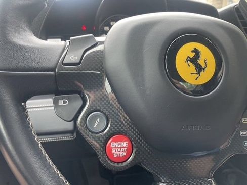 Used 2018 Ferrari 488 GTB RWD image 16