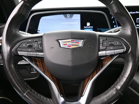 Used 2023 Cadillac Escalade ESV Premium Luxury image 33