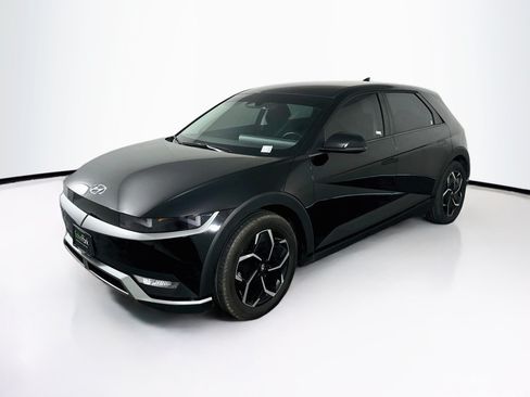 Used 2024 Hyundai Ioniq 5 SEL RWD image 3