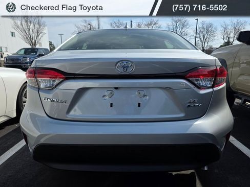 Used 2026 Toyota Corolla LE image 5