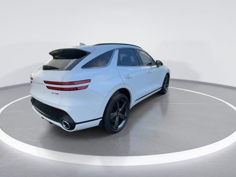 Used 2025 Genesis GV70 3.5T Sport w/ Sport Advanced Package image 12