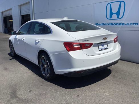Used 2024 Chevrolet Malibu LT FWD image 4