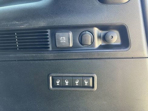 Used 2023 Jeep Wagoneer Series II AWD/4WD image 28