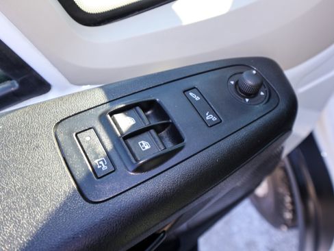 Used 2021 RAM ProMaster 2500 image 14