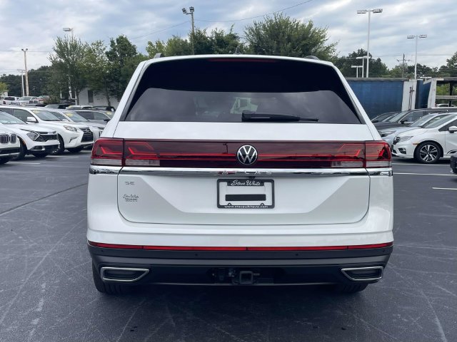 Certified 2026 Volkswagen Atlas SE w/ Black Wheel Package FWD image 6