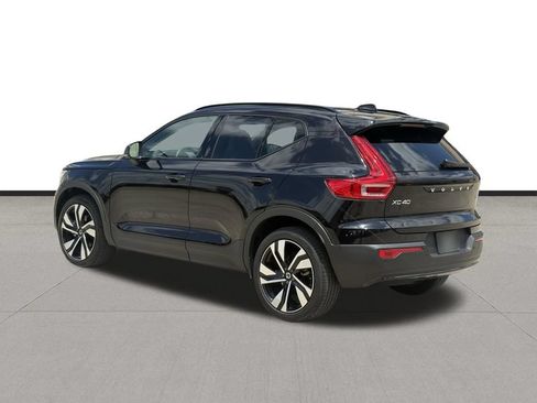 Used 2025 Volvo XC40 B5 Ultra w/ Protection Package Premier AWD/4WD image 7