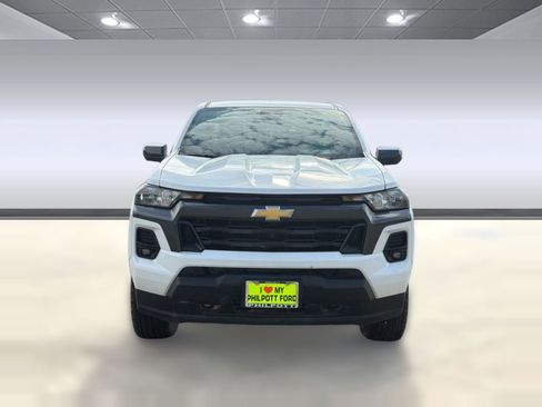 Used 2024 Chevrolet Colorado LT w/ LT Convenience Package II AWD/4WD image 6