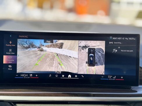 Used 2025 BMW X7 xDrive40i image 17