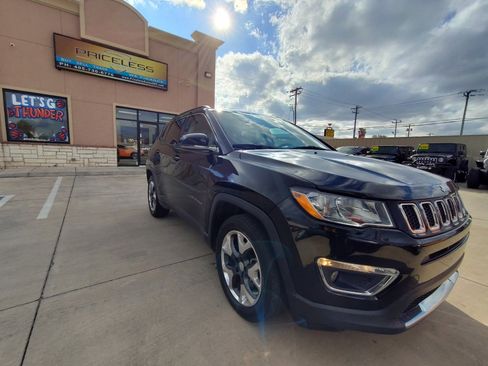 Used 2018 Jeep Compass Limited w/ Safe & Security Group image 2
