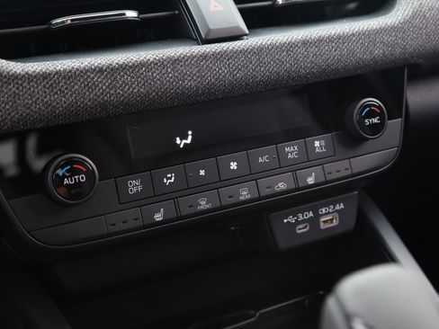 New 2026 Subaru Outback Limited AWD/4WD image 15