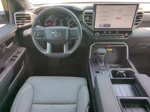Used 2025 Toyota Tundra SR5 w/ SR5 Premium Package AWD/4WD image 14