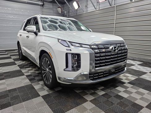 Used 2025 Hyundai Palisade Calligraphy AWD/4WD image 4