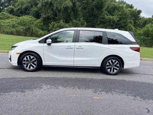 Used 2025 Honda Odyssey EX-L image 9