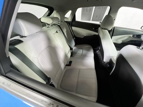 Used 2023 Hyundai Kona SEL image 24