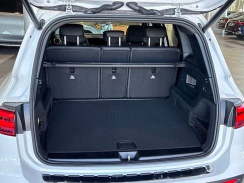 New 2026 Mercedes-Benz GLB 250 4MATIC image 24