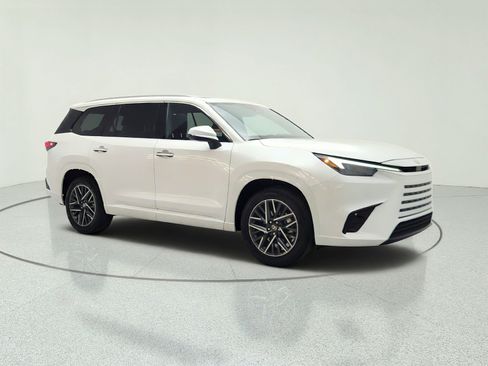 Used 2024 Lexus TX 350 FWD w/ Technology Package image 3