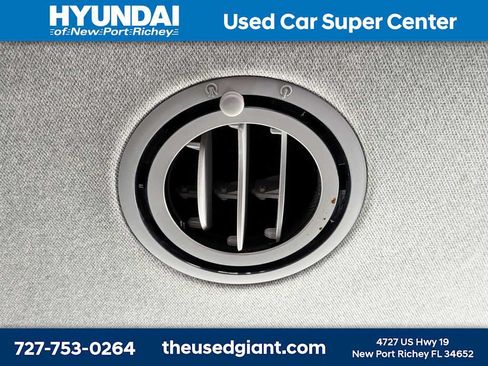Used 2023 Hyundai Palisade Limited FWD image 17