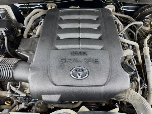 Used 2018 Toyota Tundra Limited image 37