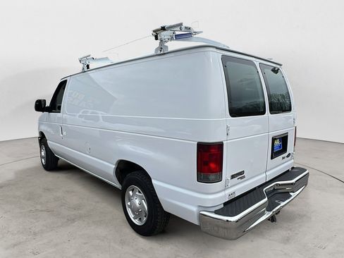 Used 2012 Ford E-150 and Econoline 150 w/ Commercial Cargo Van Pkg image 4