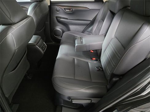 Used 2018 Lexus NX 300 FWD image 15