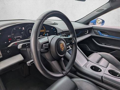 Used 2022 Porsche Taycan 4S AWD/4WD image 9