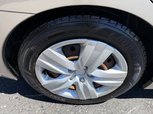 Used 2019 Subaru Legacy 2.5i AWD/4WD image 11