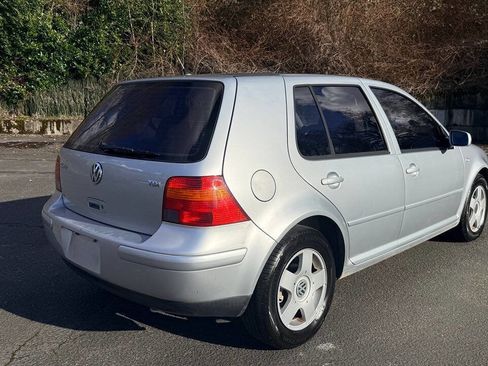 Used 2001 Volkswagen Golf GLS image 8