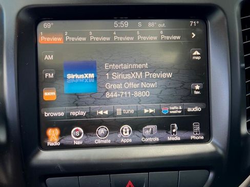 Used 2014 Jeep Cherokee Limited image 21