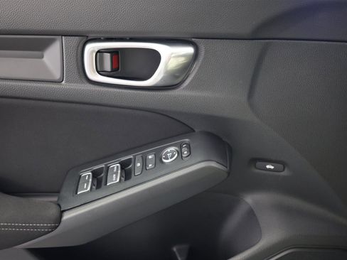 Used 2023 Honda Civic Sport image 21