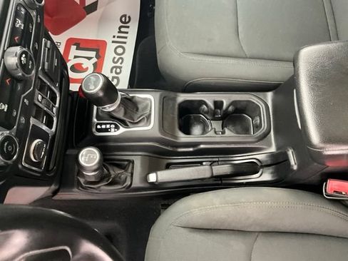 Used 2020 Jeep Wrangler Unlimited Sport S AWD/4WD image 19