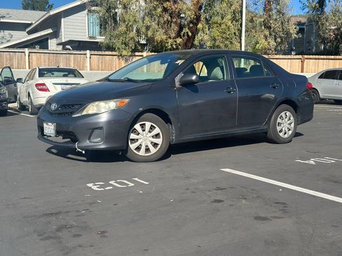 Used 2013 Toyota Corolla L image 1