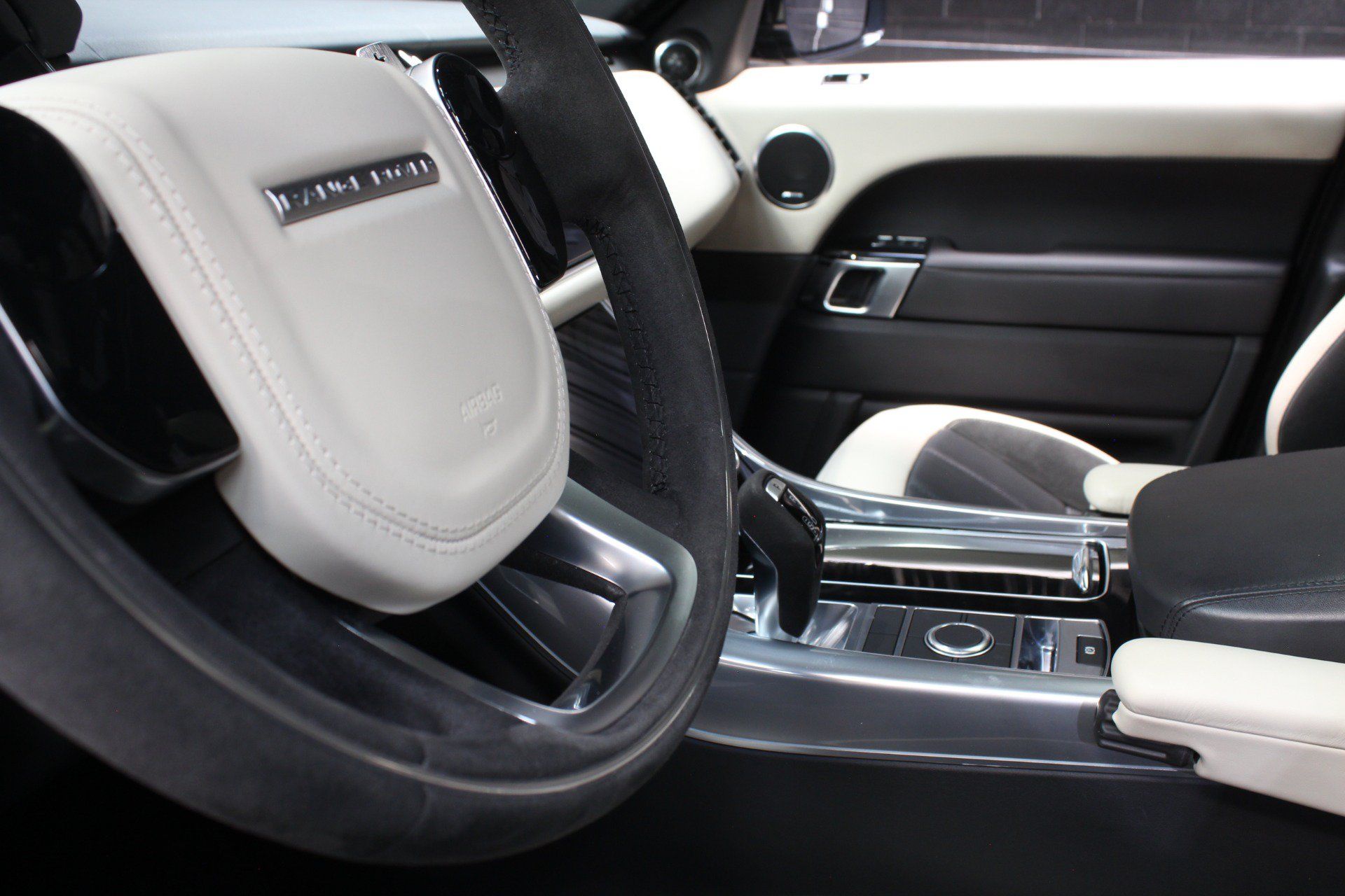 Used 2022 Land Rover Range Rover Sport HST AWD/4WD image 65