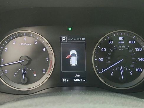 Used 2016 Hyundai Tucson Limited w/ Option Group 03 image 14