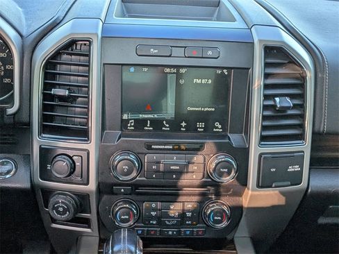 Used 2017 Ford F150 Lariat image 19