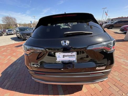 Used 2024 Honda HR-V Sport image 31