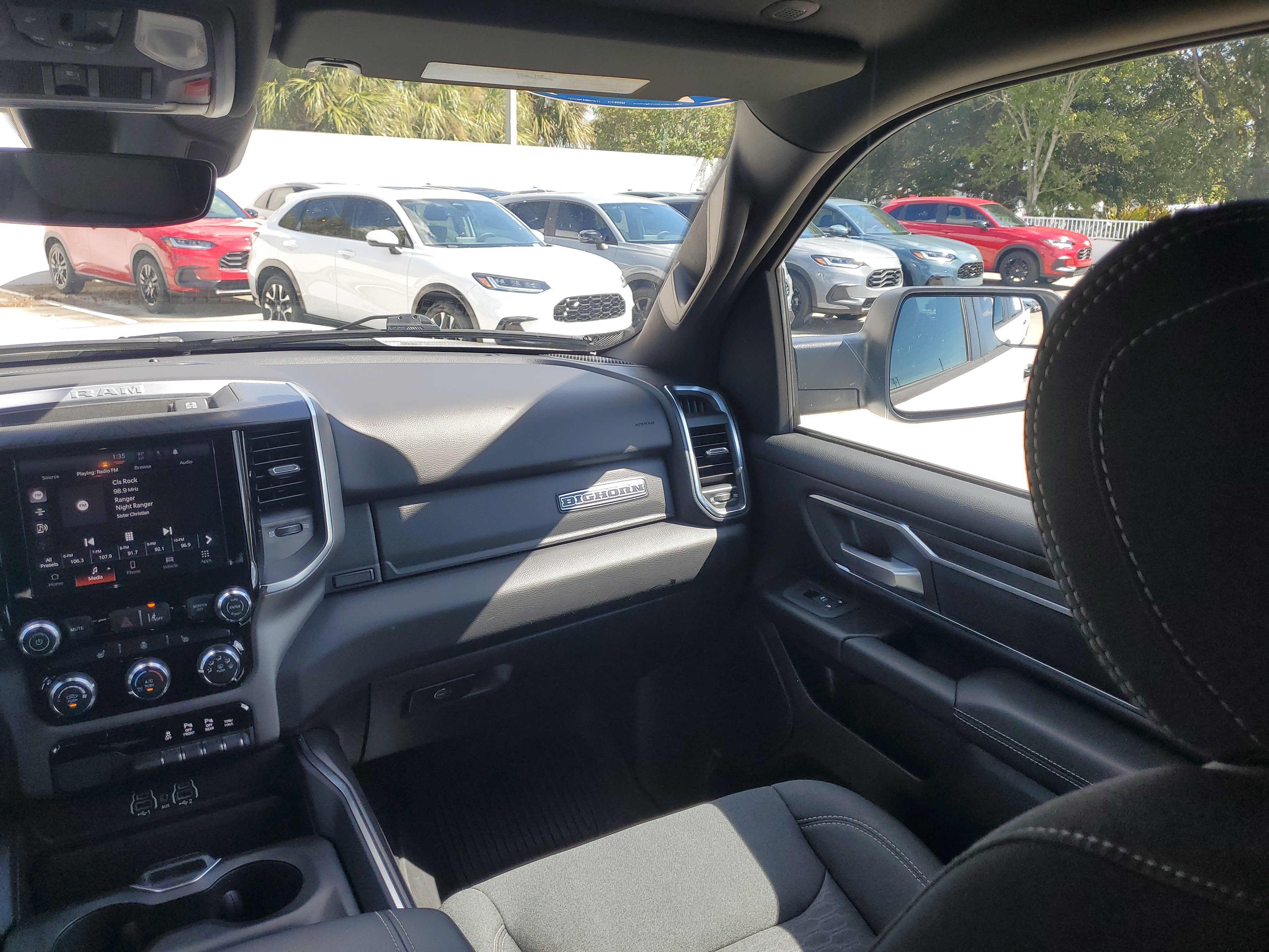 Used 2025 RAM 1500 Big Horn AWD/4WD image 21