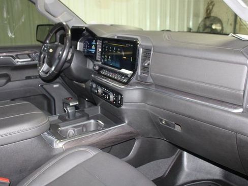Used 2023 Chevrolet Silverado 1500 LTZ w/ Technology Package AWD/4WD image 20