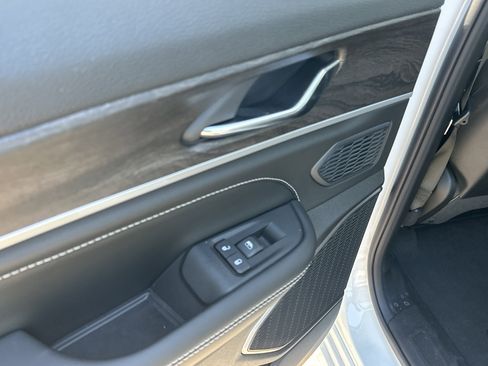 New 2026 Jeep Grand Cherokee Limited Reserve image 13