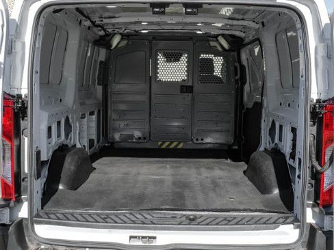 Used 2019 Ford Transit 250 130 Low Roof image 45