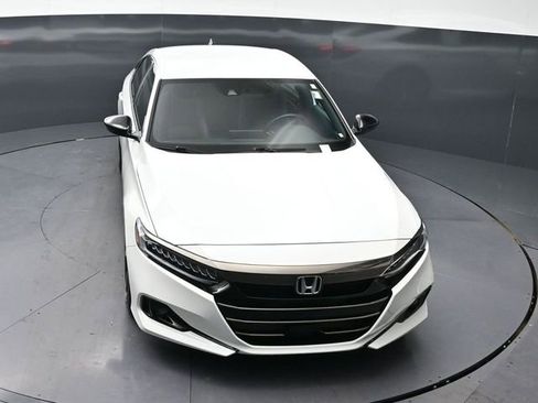 Used 2022 Honda Accord Sport image 10
