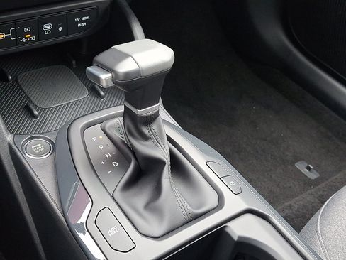 New 2025 Kia K4 EX FWD image 10