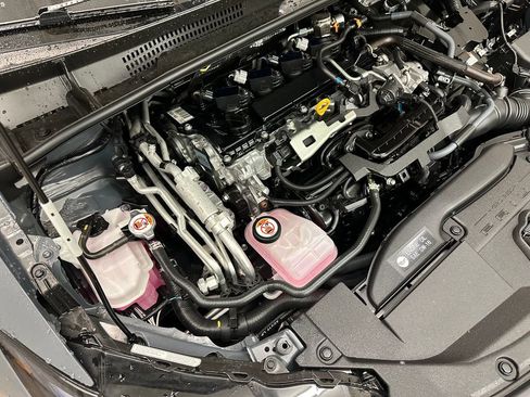 Used 2024 Toyota Prius Prime FWD image 19