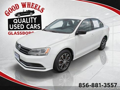 Used 2016 Volkswagen Jetta S FWD image 1