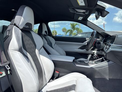 Used 2021 BMW M4 Competition w/ Executive Package RWD image 23
